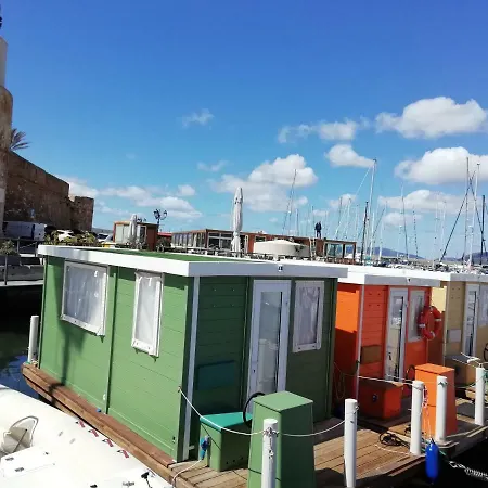 House Boat