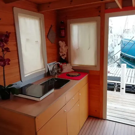 House Boat Botel Alghero